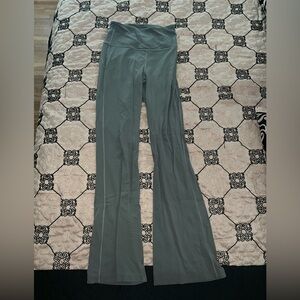 Lululemon flared leggings size 6